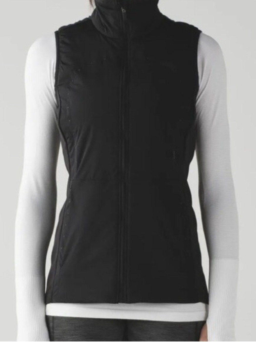 Lululemon Run For The Cold Vest Color - Black - Size 8